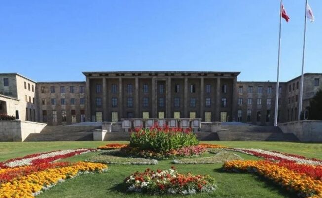 TBMM'de yeni dönem yoğun gündemle başlıyor